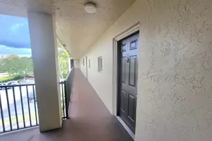 7900 NW 50th St, Lauderhill, FL 33351 - Photo 9