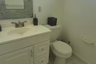 2805 Crosley Dr E, West Palm Beach, FL 33415 - Photo 9