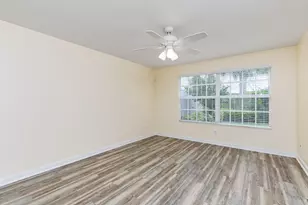 10714 SW Elsinore Dr, Port Saint Lucie, FL 34987 - Photo 11
