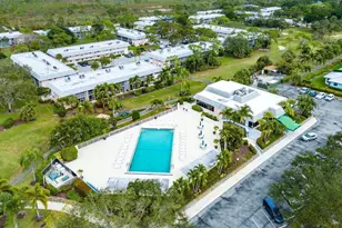 18081 SE Country Club Dr, Jupiter, FL 33469 - Photo 25