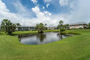 18081 SE Country Club Dr, Jupiter, FL 33469 - Photo 7