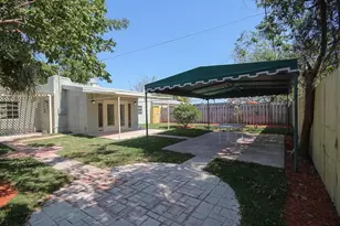 410 Franklin Rd, West Palm Beach, FL 33405 - Photo 15