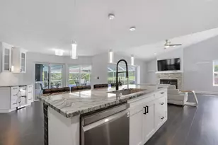 2 Old Fence Rd, Palm Beach Gardens, FL 33418 - Photo 9