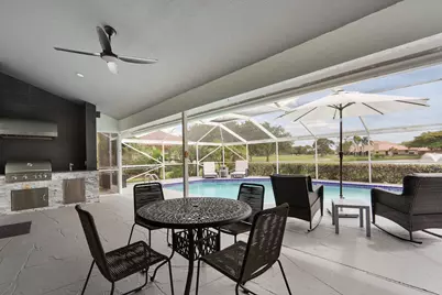 2 Old Fence Road, Palm Beach Gardens, FL 33418 - Photo 3
