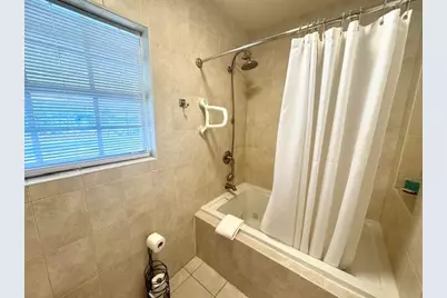 300 Georgia Street #1-5, Hollywood, FL 33019 - Photo 23