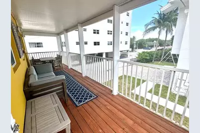300 Georgia Street #1-5, Hollywood, FL 33019 - Photo 25
