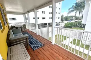 300 Georgia St, Hollywood, FL 33019 - Photo 25