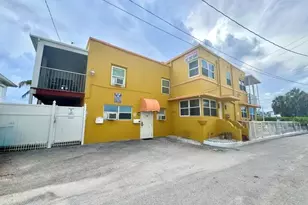 300 Georgia St, Hollywood, FL 33019 - Photo 3
