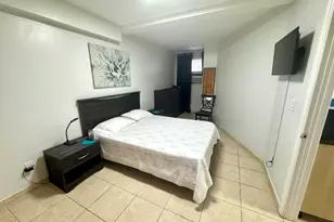 300 Georgia St, Hollywood, FL 33019 - Photo 41
