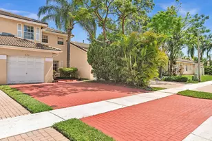 8991 NW 53rd St, Sunrise, FL 33351 - Photo 9