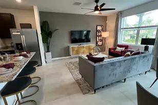 492 Salisbury Cir, Fort Pierce, FL 34982 - Photo 5