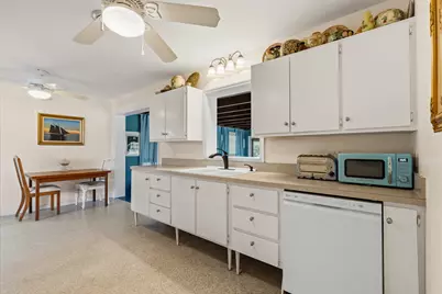 1644 NE Arch Avenue, Jensen Beach, FL 34957 - Photo 9