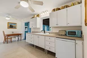 1644 NE Arch Ave, Jensen Beach, FL 34957 - Photo 9