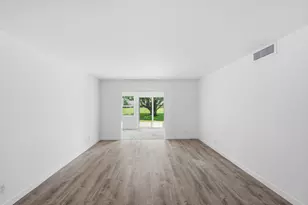 330 NE 26th Ave, Boynton Beach, FL 33435 - Photo 11