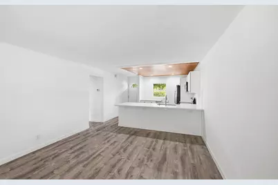 330 NE 26th Avenue #112, Boynton Beach, FL 33435 - Photo 9