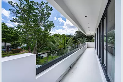 719 N Victoria Park Road, Fort Lauderdale, FL 33304 - Photo 35