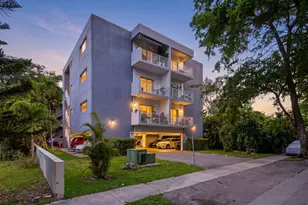 645 NE 121st St, North Miami, FL 33161 - Photo 1