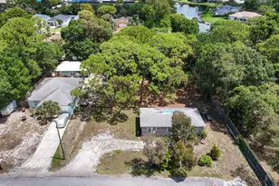 6761 Palm Garden St, Jupiter, FL 33458 - Photo 9