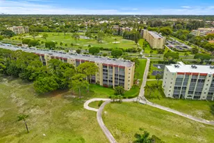3755 Via Poinciana, Lake Worth, FL 33467 - Photo 23