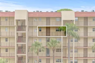 3755 Via Poinciana, Lake Worth, FL 33467 - Photo 29