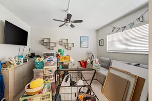 3755 Via Poinciana, Lake Worth, FL 33467 - Photo 17