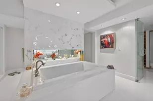 10155 Collins Ave, Bal Harbour, FL 33154 - Photo 25