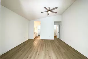 5851 Bristol Ln, Davie, FL 33331 - Photo 5