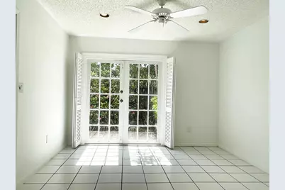 5851 Bristol Lane, Davie, FL 33331 - Photo 11