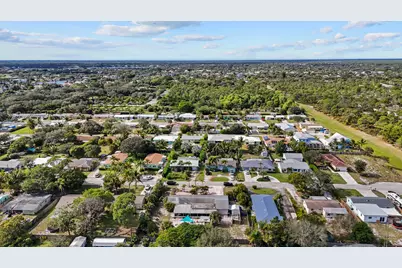 18989 SE Hillcrest Drive, Jupiter, FL 33469 - Photo 1