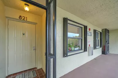 7867 Willow Spring Drive #821, Lake Worth, FL 33467 - Photo 3