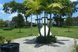 7960 Sunrise Lakes Dr N, Sunrise, FL 33322 - Photo 21
