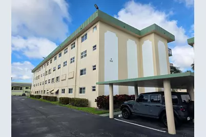 808 SE 7th Street #101, Deerfield Beach, FL 33441 - Photo 1