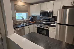 808 SE 7th St, Deerfield Beach, FL 33441 - Photo 35