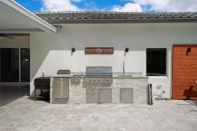 16744 NW 12th Court, Pembroke Pines, FL 33028 - Photo 33