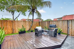 8385 Trent Ct, Boca Raton, FL 33433 - Photo 25