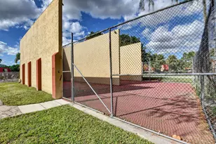 8385 Trent Ct, Boca Raton, FL 33433 - Photo 35