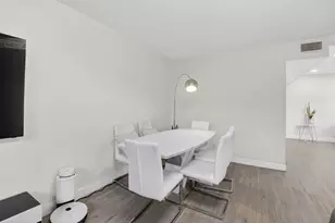 8385 Trent Ct, Boca Raton, FL 33433 - Photo 5