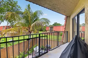 8385 Trent Ct, Boca Raton, FL 33433 - Photo 29