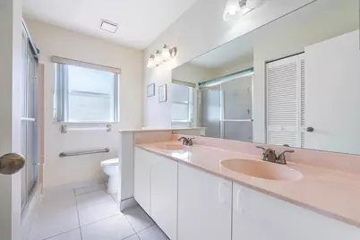 7484 NW 21st Street, Margate, FL 33063 - Photo 11