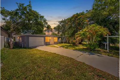 2917 NW 7th Court #2917, Fort Lauderdale, FL 33311 - Photo 11