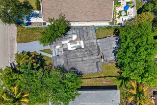 2917 NW 7th Ct, Fort Lauderdale, FL 33311 - Photo 25