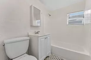 2917 NW 7th Ct, Fort Lauderdale, FL 33311 - Photo 15
