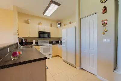 213 River Bluff Lane, Royal Palm Beach, FL 33411 - Photo 7