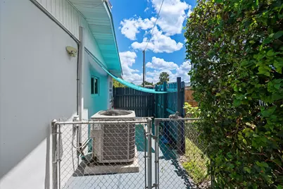 8341 SW 14th Street, Miami, FL 33144 - Photo 9