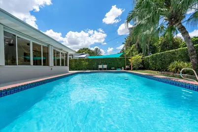 8341 SW 14th Street, Miami, FL 33144 - Photo 17