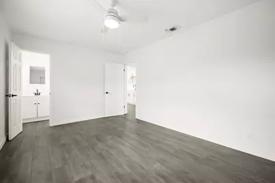 5240 NE 3rd Terrace, Oakland Park, FL 33334 - Photo 13