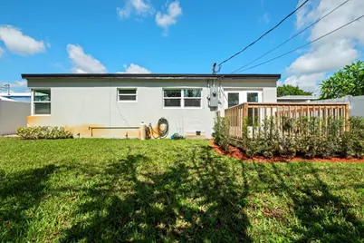 5240 NE 3rd Terrace, Oakland Park, FL 33334 - Photo 23