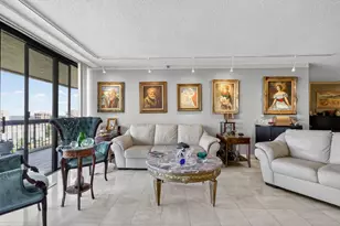 1900 Consulate Pl, West Palm Beach, FL 33401 - Photo 9