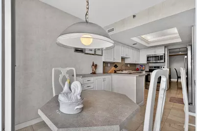1900 Consulate Place #1705, West Palm Beach, FL 33401 - Photo 23
