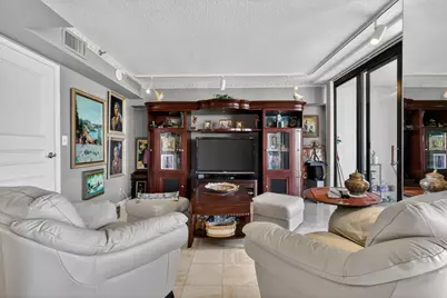 1900 Consulate Place #1705, West Palm Beach, FL 33401 - Photo 9